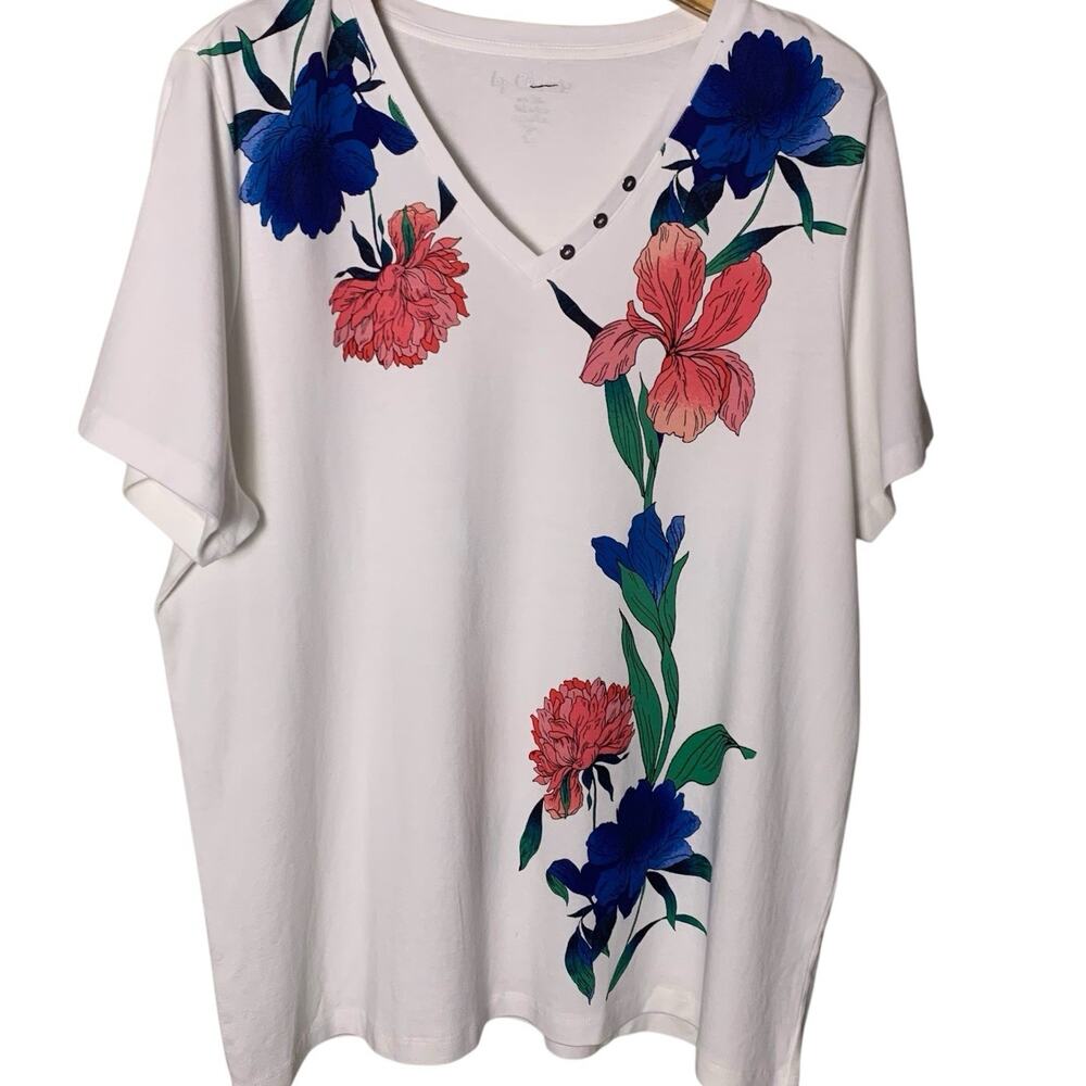 Chico's White Short-Sleeve V-Neck Tee with Blue, Coral & Green Floral Print